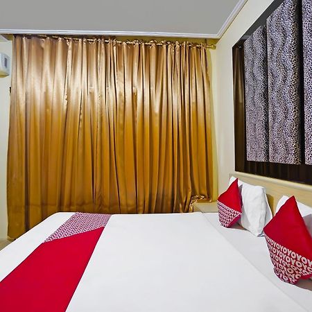 סוראבאיה Oyo Life 511 Grace Residence מראה חיצוני תמונה