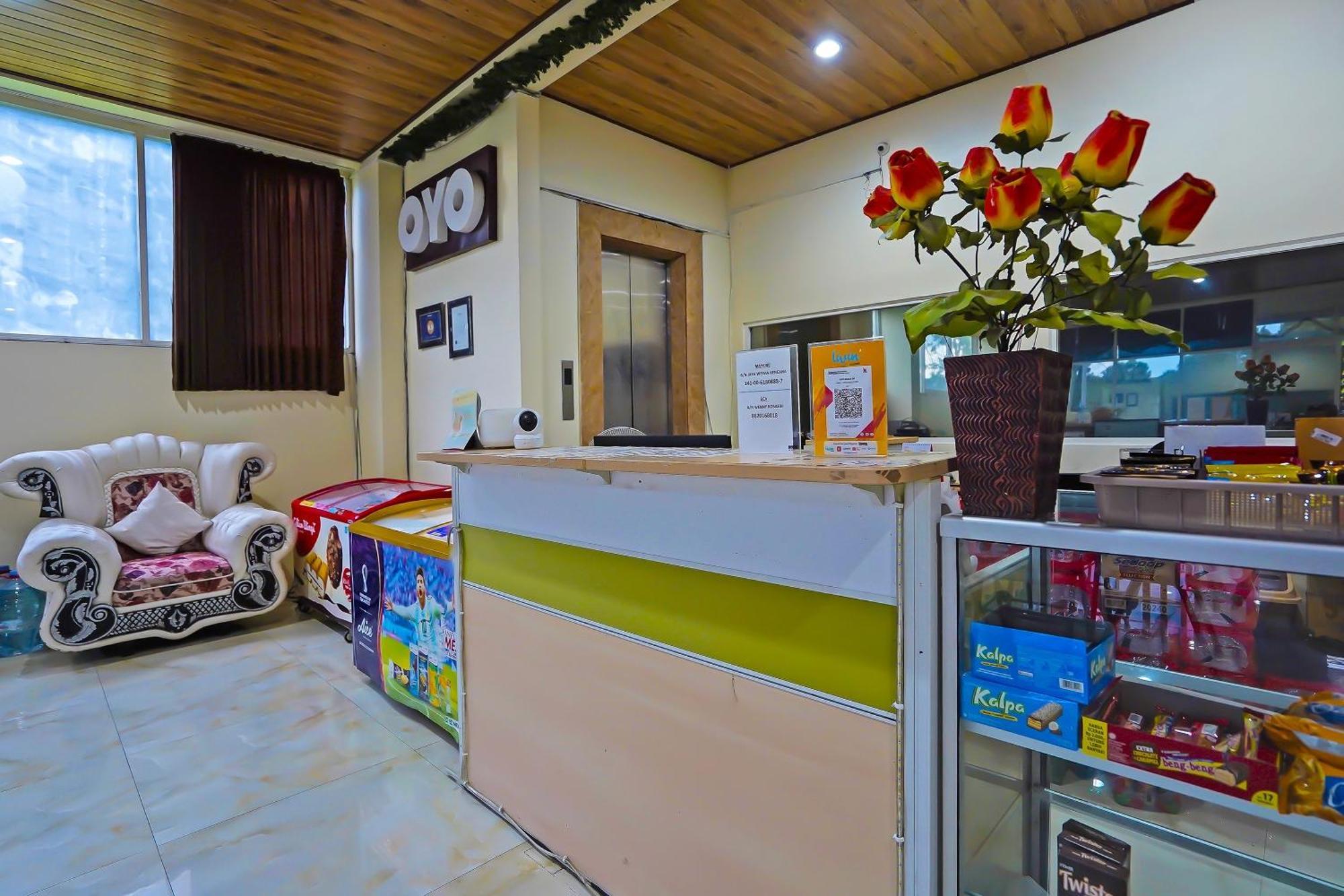סוראבאיה Oyo Life 511 Grace Residence מראה חיצוני תמונה