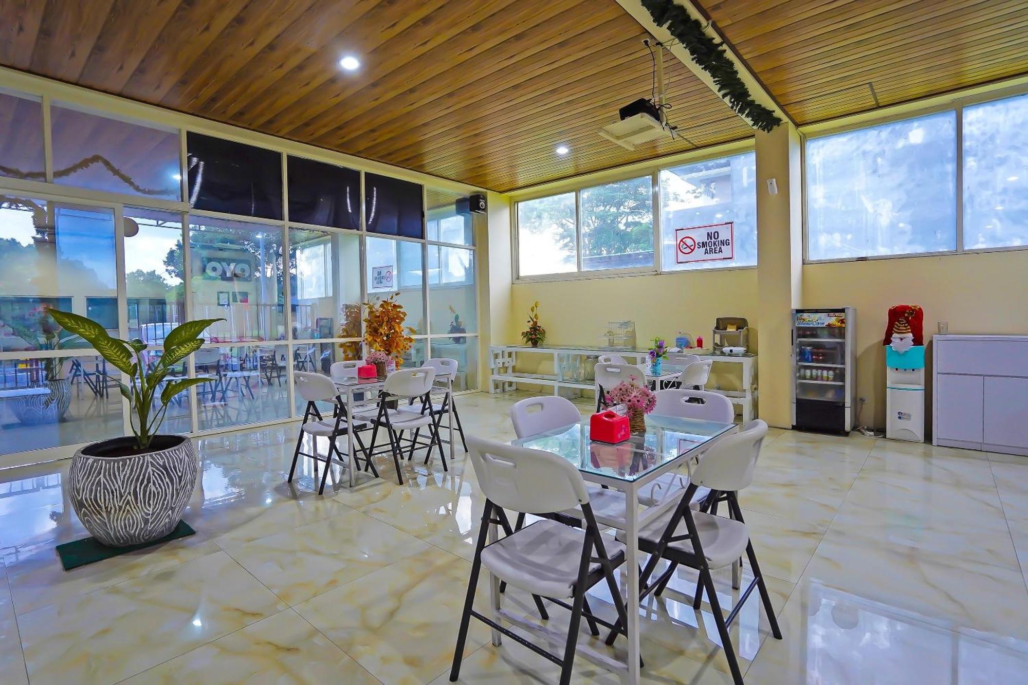 סוראבאיה Oyo Life 511 Grace Residence מראה חיצוני תמונה
